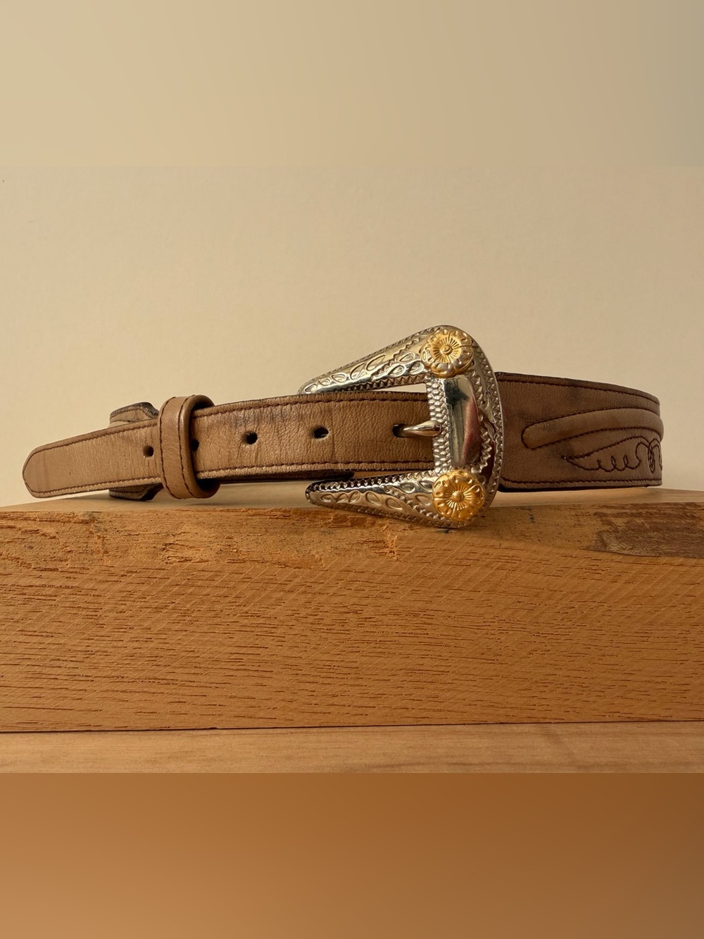 Vintage Larry Mahan tan Leather Belt with Two-Tone Western Buckle